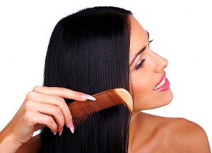 Get Healthy and Shiny Hair by Combing