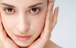 Benefits of Not Wearing Makeup - Healthy Skin