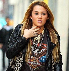 Miley Cyrus Nails - Black