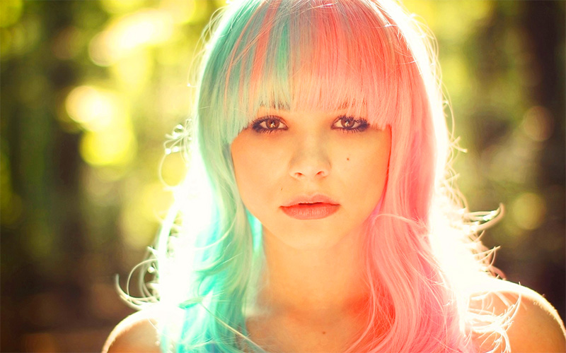 4 Important Things You Need to Know Before You Dye Your Hair a Vibrant ...